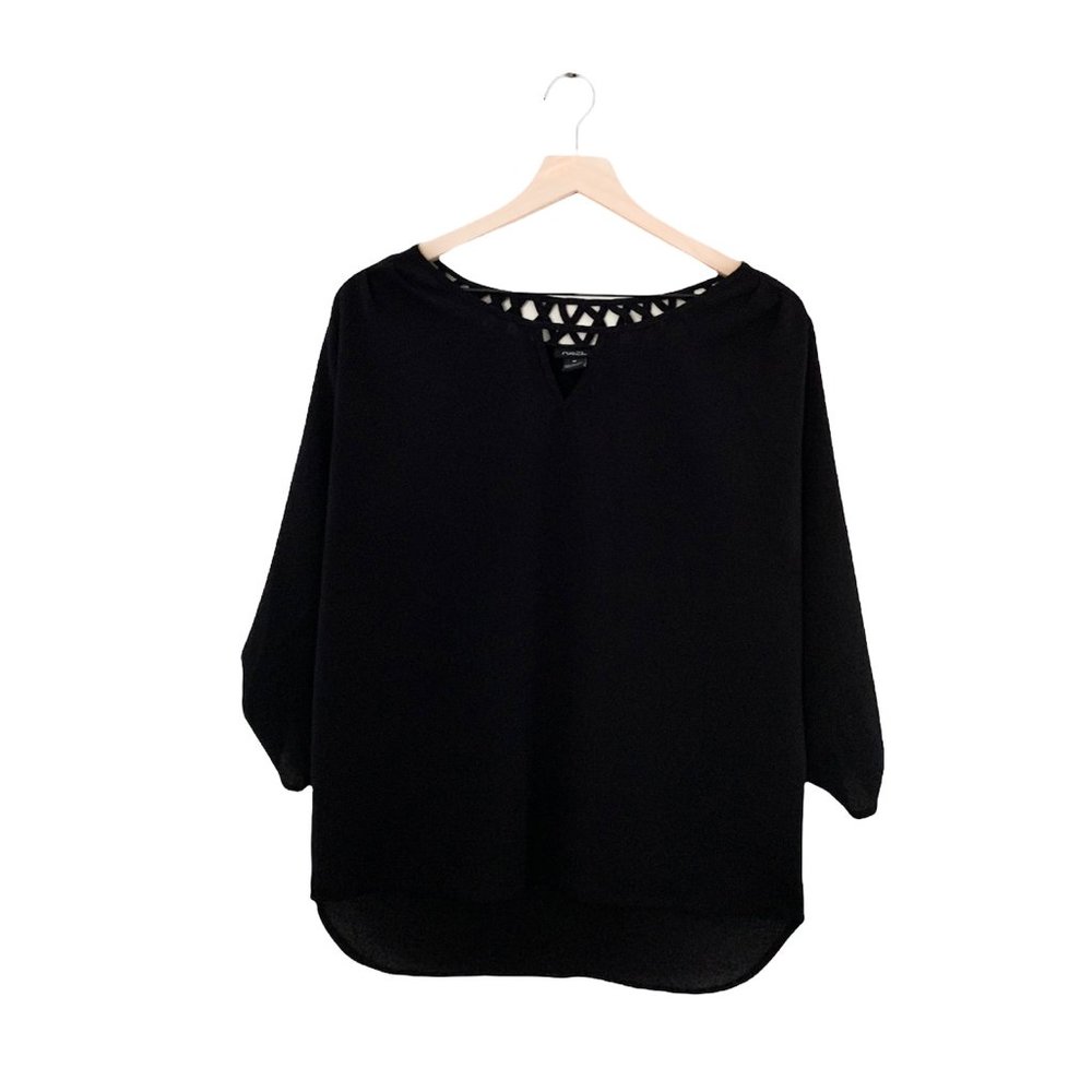 Rue21 Black 3/4 Length Sleeve Top